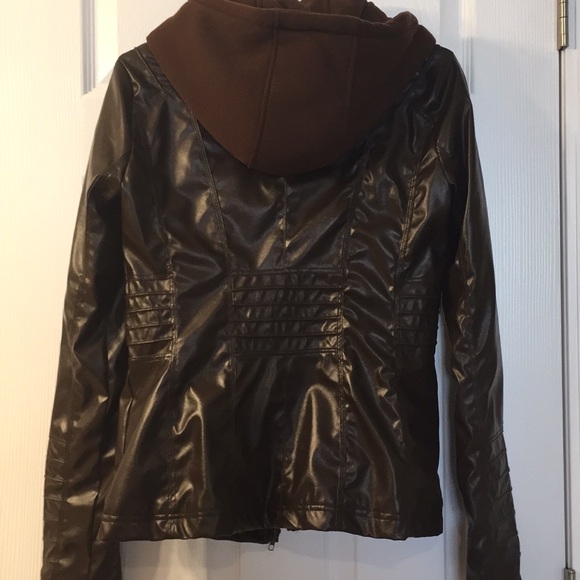 Convertible Jacket - Picture 5 of 8